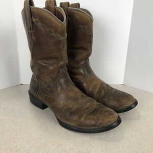 W Brown Leather Heritage Roper Ariat Pull On Boots SZ 7.5B...BUT FIT LIKE 6.5